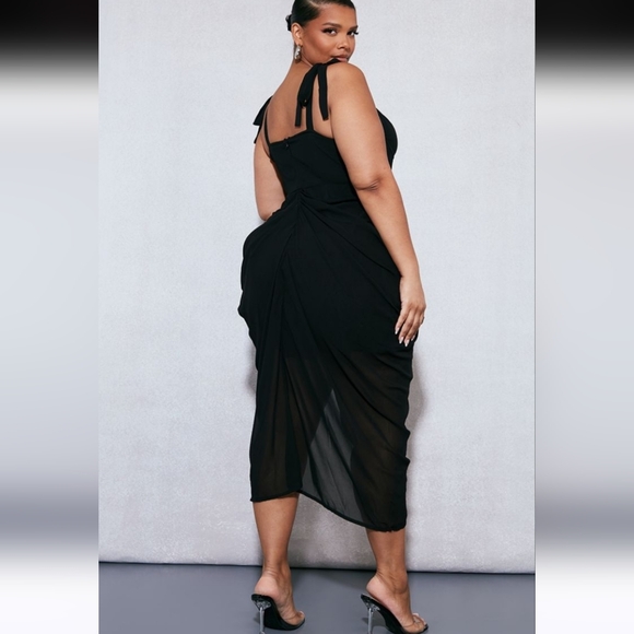 PrettyLittleThing Midi Drape Underwire Dress Size 16 Sexy Plus Formal AV-1286 - Picture 3 of 10